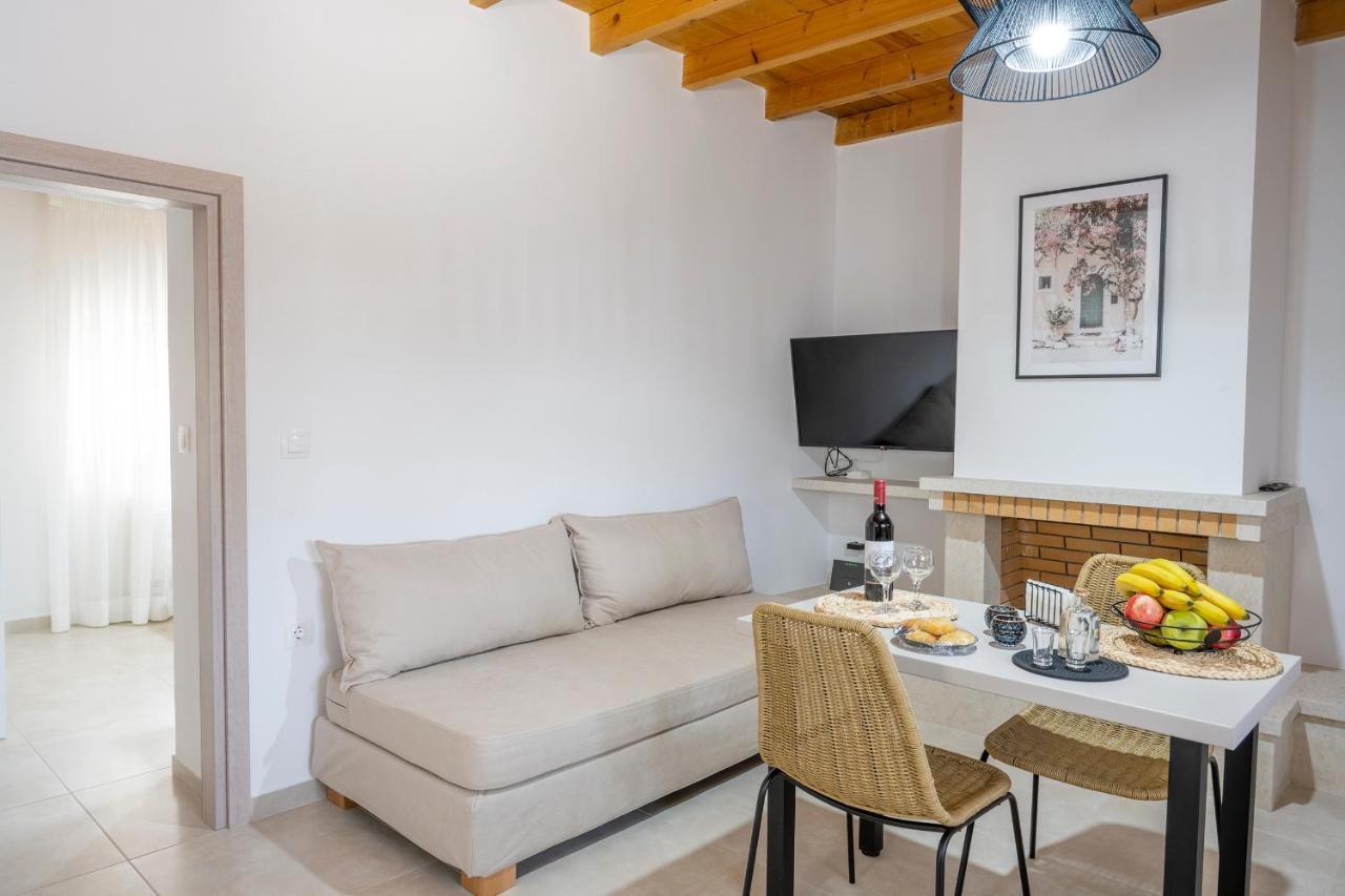 Klelia'S Apartments Palékasztro Kültér fotó